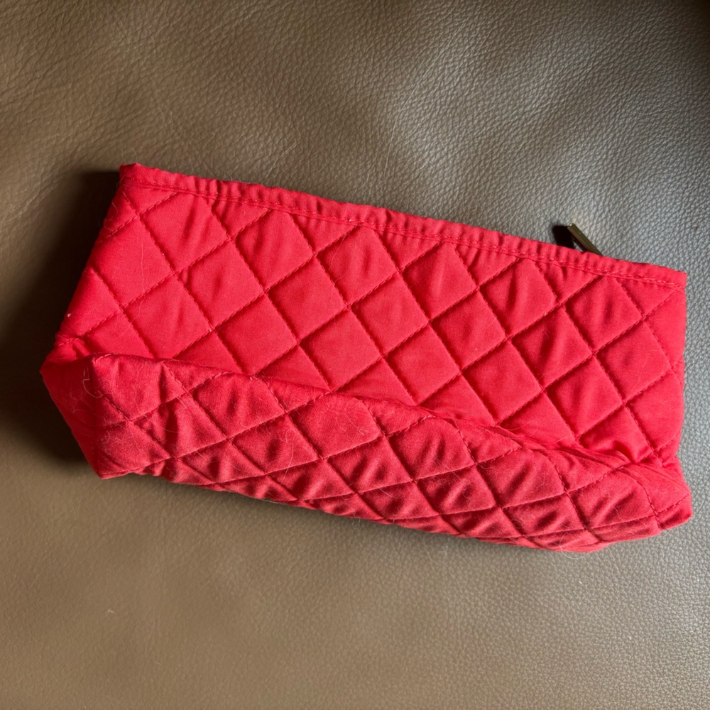 🌺 Quilted Lined Cosmetic Bag with Zipper 🌺